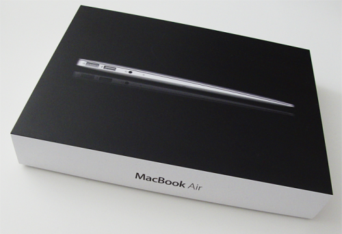 『MacBook Air(MC965J/A)』の箱